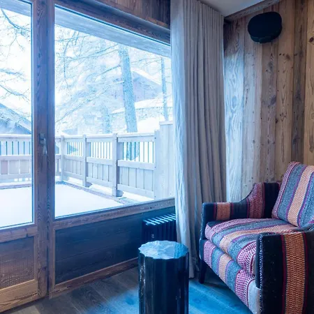 Hilo Val D Isere Gelinotte Avec Jacuzzi