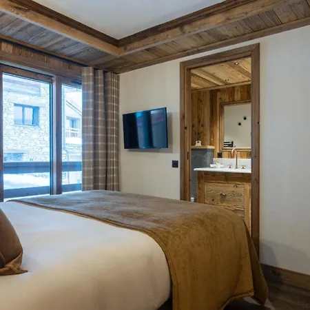 Apartment Hilo Val D Isere Gelinotte Avec Jacuzzi *