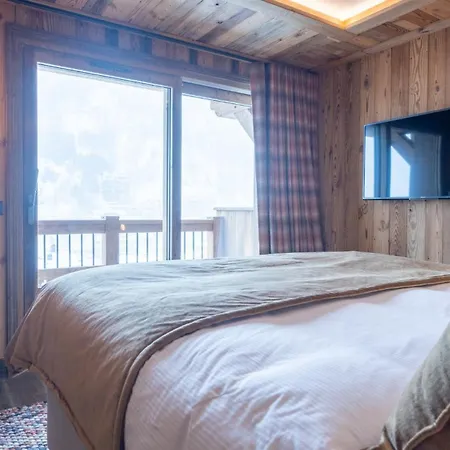 Hilo Val D Isere Gelinotte Avec Jacuzzi